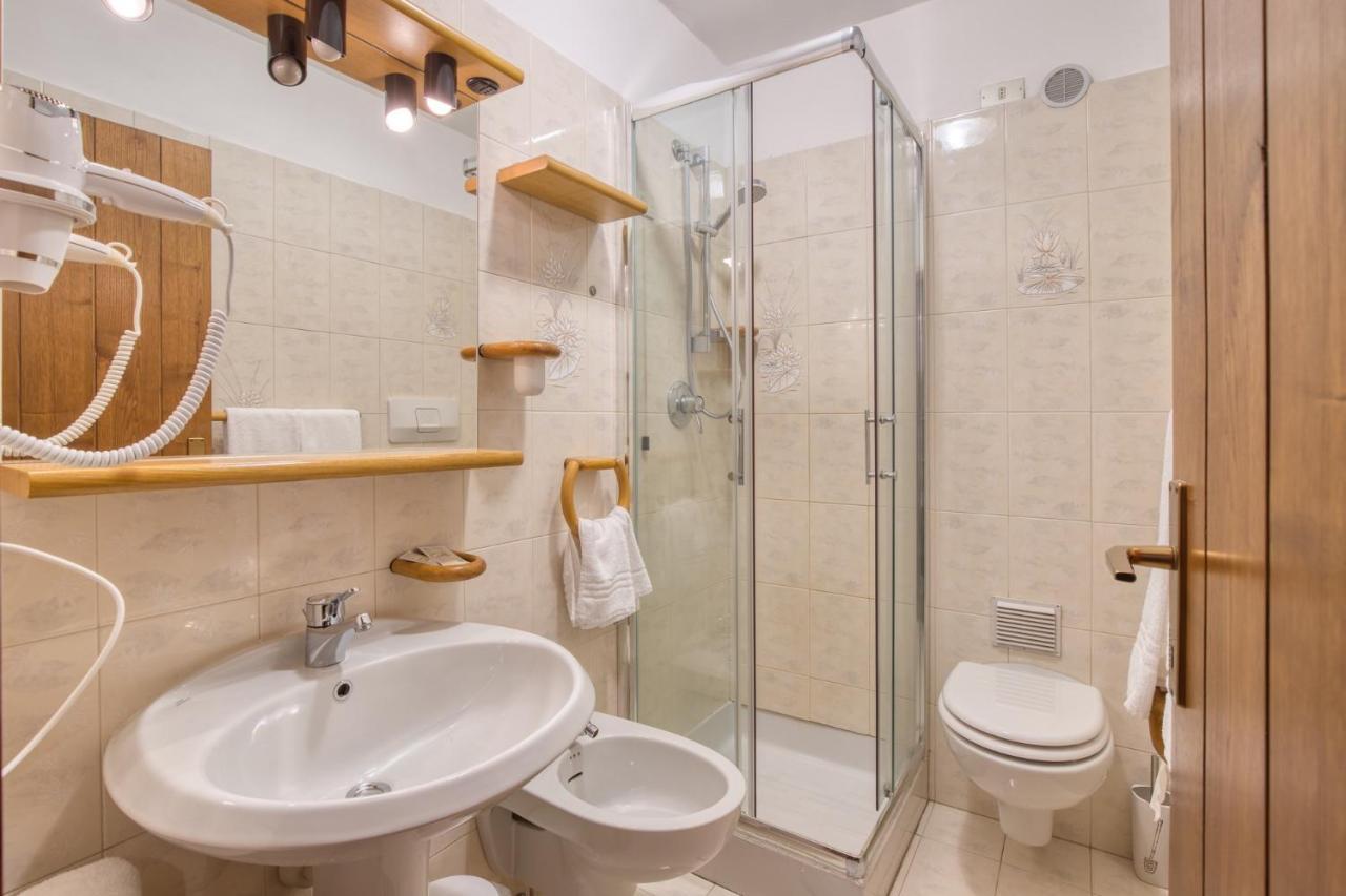 Albergo Moleta Spiazzo  Extérieur photo